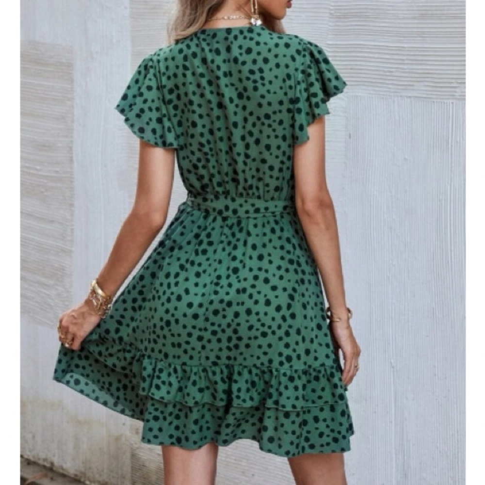 Boho green black dalmatian dot belted ruffle hem dress - Picture 3 of 6